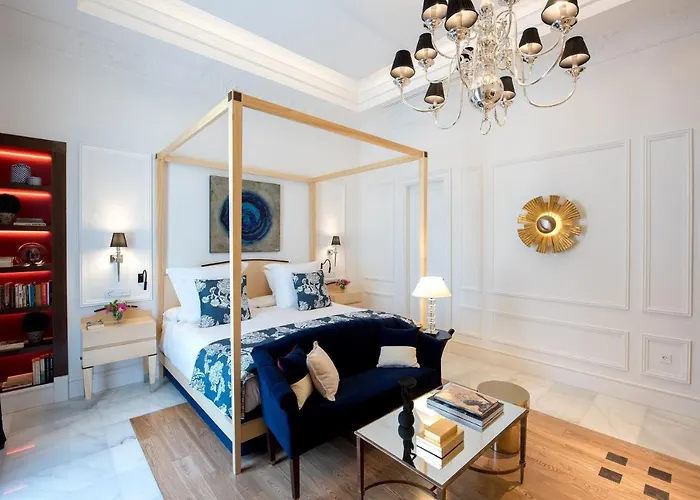 Hotel Casa Palacio María Luisa 5*