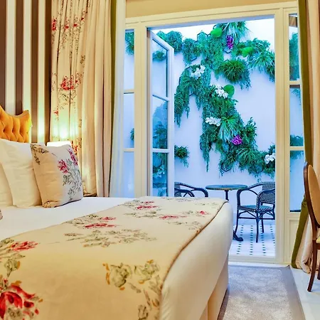 Hotel Casa Palacio María Luisa 5*