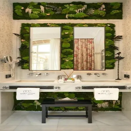 Hotel Casa Palacio Maria Luisa 5*