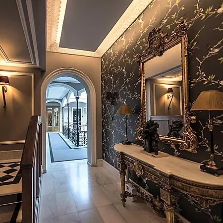 Casa Palacio Maria Luisa 5*