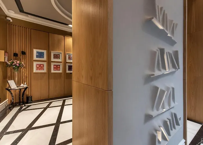 Hotell Casa Palacio Maria Luisa 5*