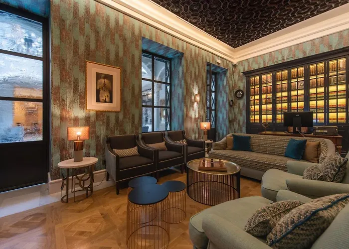 Casa Palacio Maria Luisa Hotel