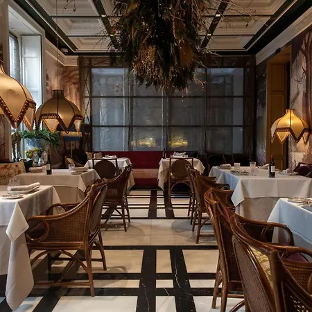 Casa Palacio María Luisa Hotel