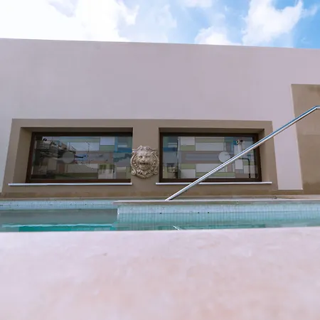 Casa Palacio María Luisa Hotel