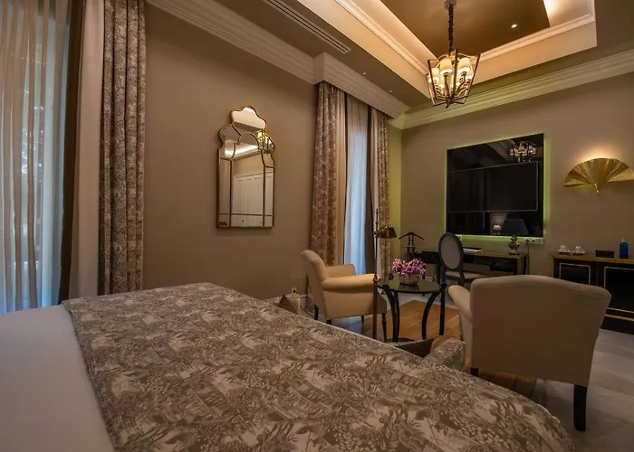 Casa Palacio Maria Luisa 5* 헤레스