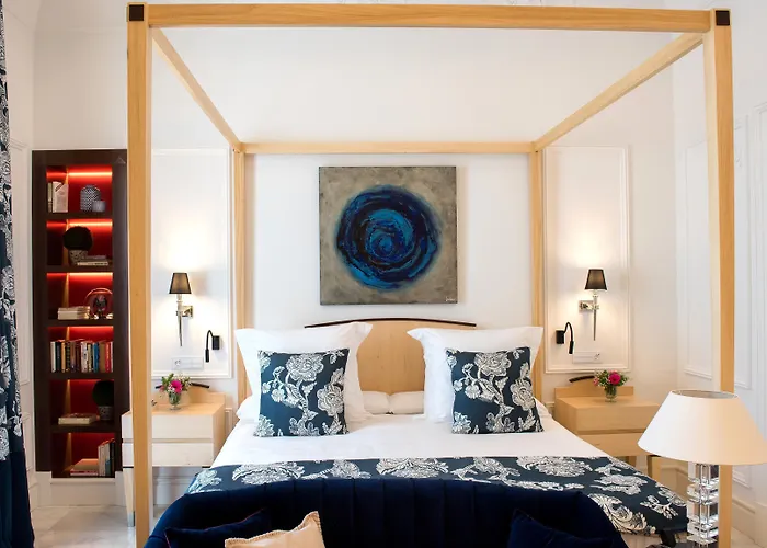 Casa Palacio Maria Luisa Hotel 5*